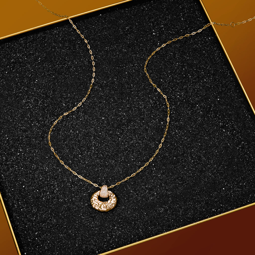 ORO Crescent Pendant Necklace